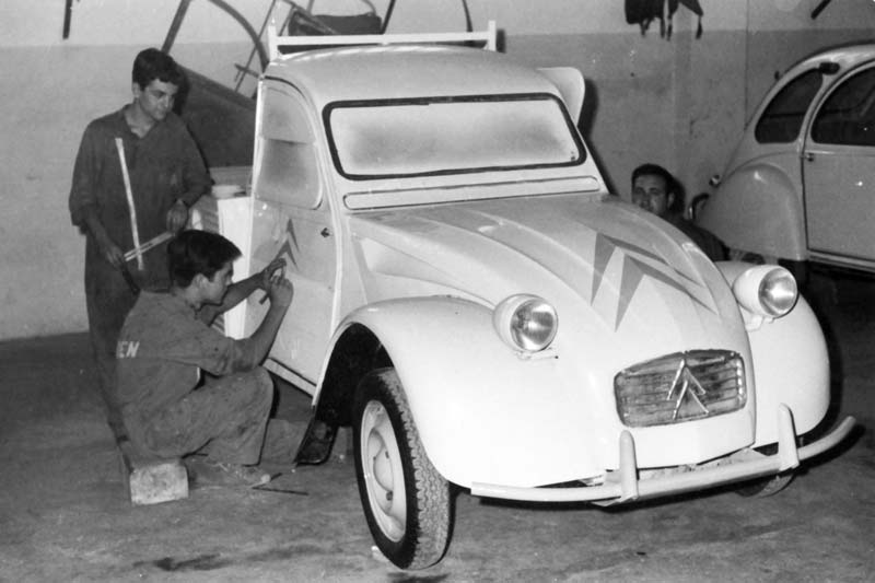Rotulación de vehículo Citroën, fotografía vintage